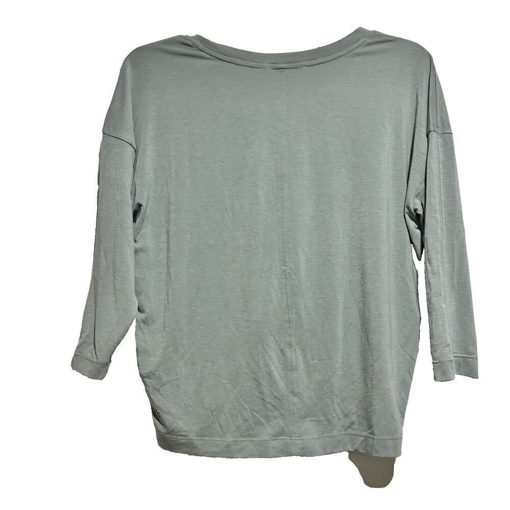 Athleta Embody Twist Front Top Sage Green Size Xsmall Elbow Sleeve - Picture 2 of 8